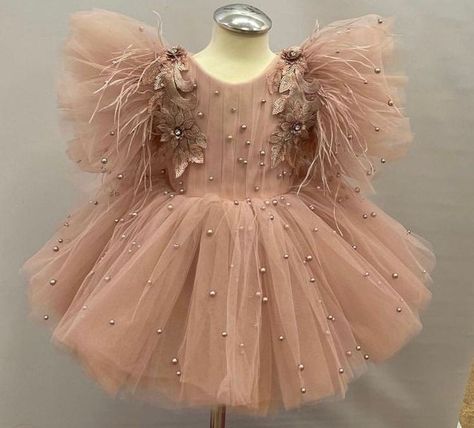 High Low Tulle Dress, Fashion Frocks, History Instagram, Birthday Princess Dress, Girls Dress Outfits, Christening Dress, Cake Smash Outfit, Princess Dresses