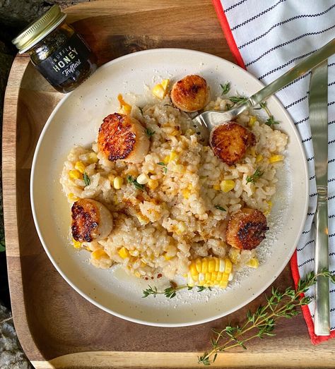 Summer corn and parmesan risotto with seared scallops by shelbyykhan | Quick & Easy Recipe | The Feedfeed Seared Scallops With Sweet Summer Corn, Creamy Sweet Corn, Seared Scallops Recipe, Corn Risotto, Truffle Honey, Scalloped Corn, Scallops Recipe, Parmesan Risotto, Buttered Corn