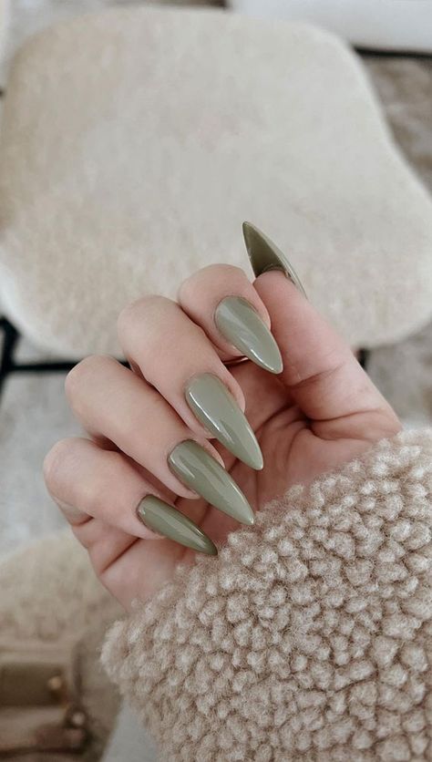 Sage Green Nails, Stiletto Nails Green Nails, Fall Nails, Autumn Nails, Autumn Nail Designs, Fall Nails 2023 Autumn Nails Green, Natural Nail Art, October Nails, Nails Green, Stiletto Nails Designs, Trendy Nail, Manicure Ideas, Nails 2023, Colorful Nail Designs