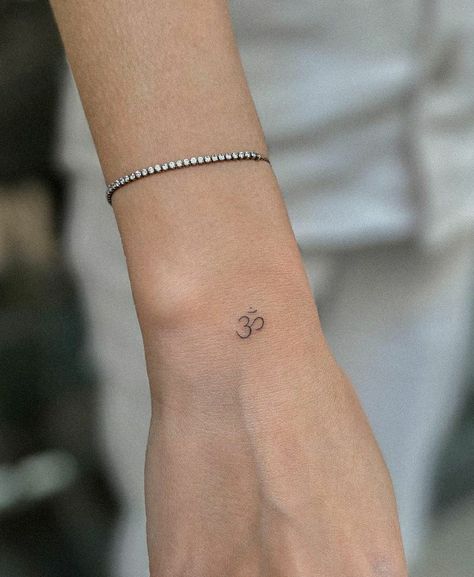 Fine Line Om Tattoo, Small Om Tattoo, Om Tattoo, Petite Tattoos, Tattoo Inspo, Fine Line, Small Tattoos, Tattoos, Red