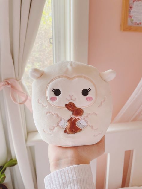 Coquette Squishmallows, Squishmallows Cute, Huge Squishmallows, Cute Squish Mellows, Large Squishmallow, Squishy Mallows, Aesthetic Squishmallows, Squishmallows Aesthetic, Aesthetic Plushies