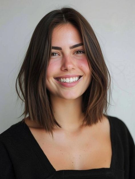 Lob Haircuts Straight Hair, Long Bob No Bangs, Long Bob Haircut 2024 Trends, Straight Lob Haircut, Lob Haircut Straight, Above Shoulder Length Hair, Straight Long Bob, Corte Long Bob, Fine Straight Hair