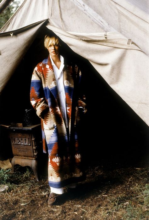 Tatiana Patitz, Billy B, Camping Bedarf, Arthur Elgort, Tatjana Patitz, Vogue Editorial, Into The West, Best Camping Gear, Fall Camping