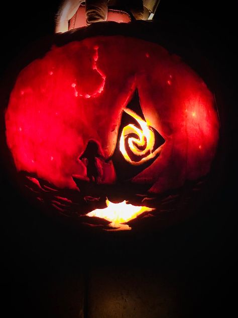 Pumpkin Carving Disney Princess, Pua Pumpkin Carving, Movie Themed Pumpkin Carving, Hocus Pocus Pumpkin Carving Ideas, Moana Pumpkin Carving, Moana Pumpkin, Pumpkin Carving Ideas Disney, Disney Pumpkin Carving Ideas, Pumpkin Competition