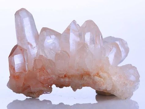 Himalayan Quartz Salt Room Therapy, Himalayan Quartz, Meditation Crystals, Emotional Body, Quartz Cluster, Color Help, Precious Gems, Feminine Energy, Crystal Cluster