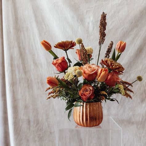 IT RAINED YESTERDAY!!! that’s all I have for today ✌🏻 Orange Flower Bouquet, Thanksgiving Flowers, Pumpkin Vase, Fall Tones, Fall Flower Arrangements, Green Color Schemes, Fall Arrangements, Thanksgiving Table Decorations, Same Day Flower Delivery