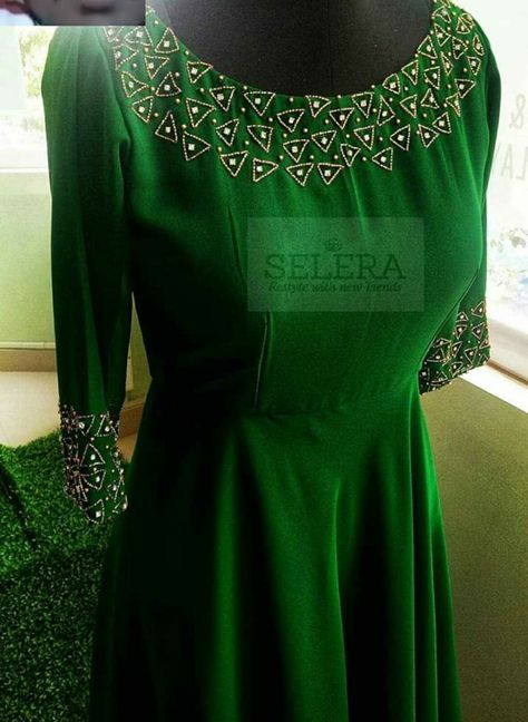 Stone Work Kurti Design, Neck Stone Embroidery Designs, Magam Work Designs, Brocade Blouse Designs, Silk Kurti Designs, Mirror Work Blouse Design, Designer Kurti Patterns, Long Kurti Designs, Kurta Neck Design