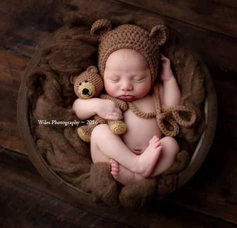 Newborn Costume, Crochet Baby Photo Prop, Prop Photography, Newborn Photography Boy, Newborn Bonnet, Baby Photoshoot Boy, Infant Photography Props, Teddy Bear Toys, Newborn Baby Hats