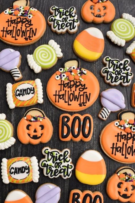 Candy Cookies Decorated, Cute Halloween Cookies, Halloween Treat Ideas, Halloween Pumpkin Cookies, Halloween Sugar Cookies Decorated, Postres Halloween, Halloween Cookies Decorated, Halloween Sugar Cookies, Halloween Sprinkles