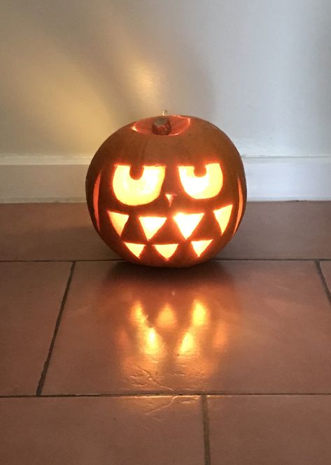 Pumpkin owl Pumpkin Owl, Halloween Ideas, Pumpkin Carving, Fancy Dress, Carving, Halloween