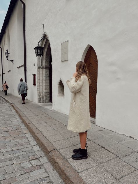 Estonia Aesthetic, Tallin Estonia, European Decor Style, European Street Style, Estonia Travel, Workout Fits Women, European Casual, Trendy Fall Fashion, European Street