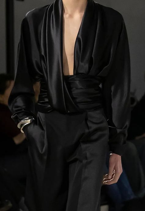 Saint Laurent Fall 2023, Fall 2023 Menswear, Queer Fashion, Elegante Casual, Black Suit, Fashion Inspiration Design, Mode Inspo, Fall 2023, Character Outfits