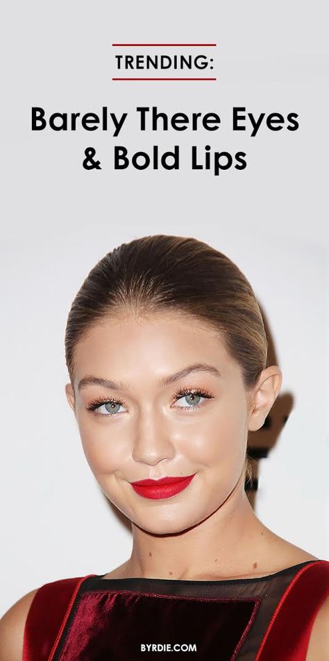 A minimalist eye and a bold lip always makes fora beautiful combination Natural Makeup With Bold Lips, Makeup Looks Bold Lip, Daytime Red Lip, Bold Lip Makeup Looks, Makeup Looks With Red Lipstick, Full Lips Makeup, Lipstick Eyes, Bold Lip Makeup, Red Lipstick Looks