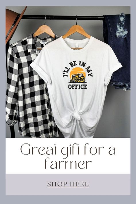 Farm wife shirt, mommy farmer, womens farmer outfit, farmers market outfit, farm lifestyle, farm mom shirt, farm life, tractor tshirt ideas, tractor pull tshirt, tractor birthday tshirt Farmers Market Outfit, Farmer Outfit, Farm Women, Farm Tshirt, Farm Wife, Farm Lifestyle, Tractor Birthday, Farm Gifts, Birthday Tshirts