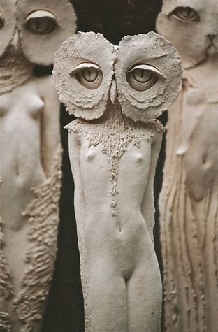 Angel Sculpture Art, Sculpture Textile, Ceramic Sculpture Figurative, Art Pierre, Roman Sculpture, Textile Sculpture, Clay Wall Art, Pottery Workshop, Spirited Art