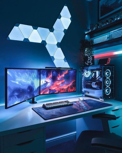 Nothing beat a nice blending RGB desk setup idea like this one right here from @scorpio.exe. Gaming Setup Bedroom, Games Room Inspiration, Small Game Rooms, Desk Room, Gaming Desk Setup, Best Gaming Setup, Computer Gaming Room, Teknologi Gadget, Computer Desk Setup