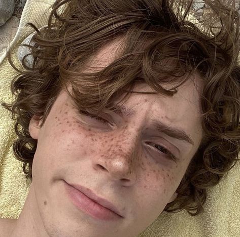 Male Ginger Hair, Men Ginger Hair, Freckles Boy, Wylan Van Eck, Hair Ginger, Red Hair Men, Freckle Face, Character Inspiration Male, Ginger Men