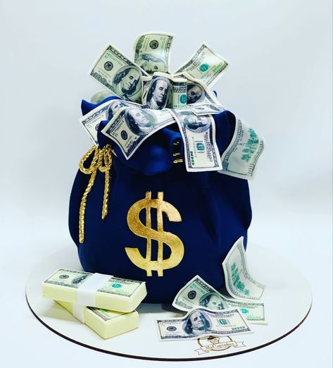 Bob Marley Cakes, Dollar Cake, Money Birthday Cake, Money Tricks, Wedding Cake Tutorial, Cake Design Inspiration, Money Cake, Birthday Cake For Him, 21st Birthday Cakes