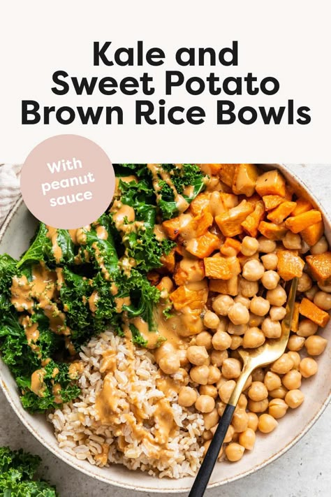 Kale and Sweet Potato Brown Rice Bowls Vegemite Sandwich, Protein Lunches, Mediterranean Bowls, Complex Carbs, Vegetable Rice, Buddha Bowls, Cooking Sweet Potatoes, Easy One Pot Meals, Veggie Bowl