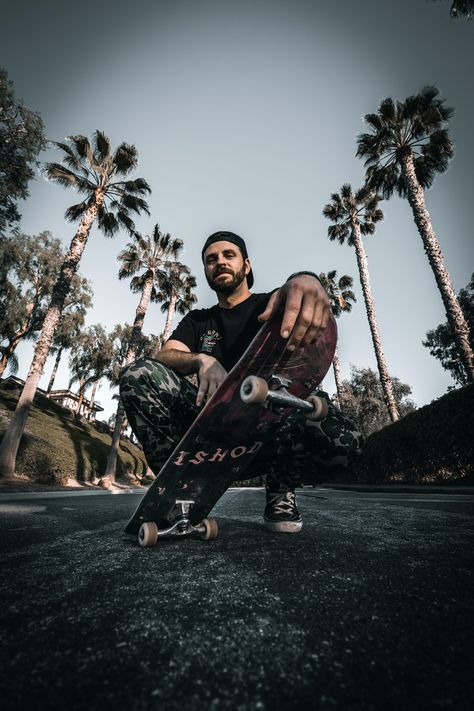 Skate Photoshoot Men, Photos With Skateboard, Senior Skateboard Pictures, Skateboarding Senior Pictures, Posing With Skateboard, Senior Pictures With Skateboard, Skateboard Product Photography, Skateboard Photoshoot Ideas, Skateboard Picture Ideas