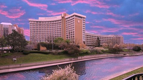 INTERCONTINENTAL KANSAS CITY AT THE PLAZA, AN IHG HOTEL $163 ($̶2̶4̶6̶) - Updated 2022 Prices & Reviews - MO Country Club Plaza Kansas City, Kansas City Hotels, Country Club Plaza, Shopping Boutique, Places In Usa, Hotel Suite Luxury, Intercontinental Hotel, Kansas City Missouri, Plaza Hotel