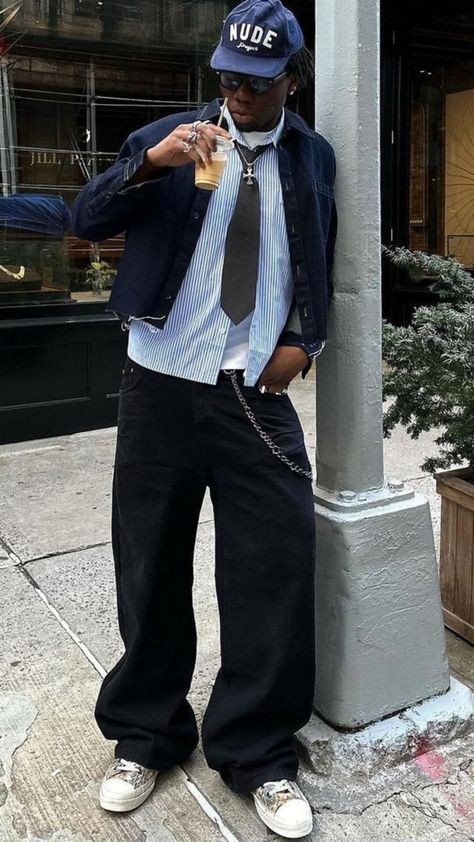 Outfit With Tie, Men Streetwear Outfits, Formal Streetwear, Normcore Fashion, Fashion Baggy, Mens Shorts Outfits, Streetwear Inspo, Trendy Boy Outfits, Street Style Outfits Men