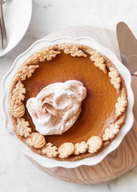 Ultimate Pumpkin Pie with Rum Whipped Cream #inagarten #barefootcontessa Holiday Pie, Dinner Party Desserts, Best Pumpkin Pie, Easy Pumpkin Pie, Maple Cream, Pumpkin Pie Recipes, Best Pumpkin, Pie Dough, Halloween Snacks