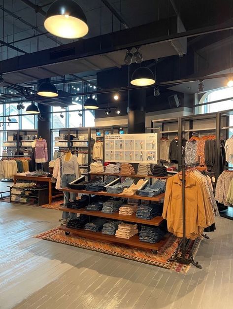 Tillys Store, Hollister Store Interior, Abercrombie And Fitch Store, Hollister Interior, Hollister Store, Tack Store, Clothing Racks, Visual Merchandising Displays, Merchandising Displays