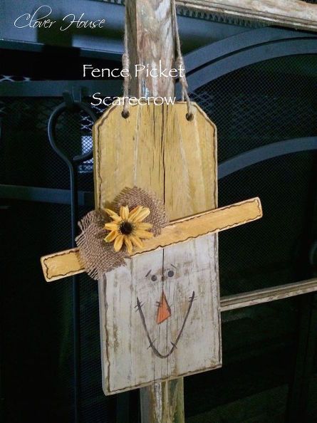 fence picket scarecrow, crafts, repurposing upcycling, seasonal holiday decor Picket Scarecrow, Picket Fence Crafts, Fence Crafts, Scarecrow Face, Fence Picket, Scarecrow Crafts, Fence Pickets, Fence Boards, Old Fences