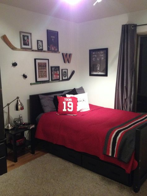 Ice Hockey Bedroom Ideas, Kids Hockey Bedroom, Hockey Room For Boys, Hockey Bedroom For Boys, Girls Hockey Bedroom, Hockey Bedroom Ideas, Hockey Kids Room, Hockey Themed Bedroom, Boys Hockey Bedroom