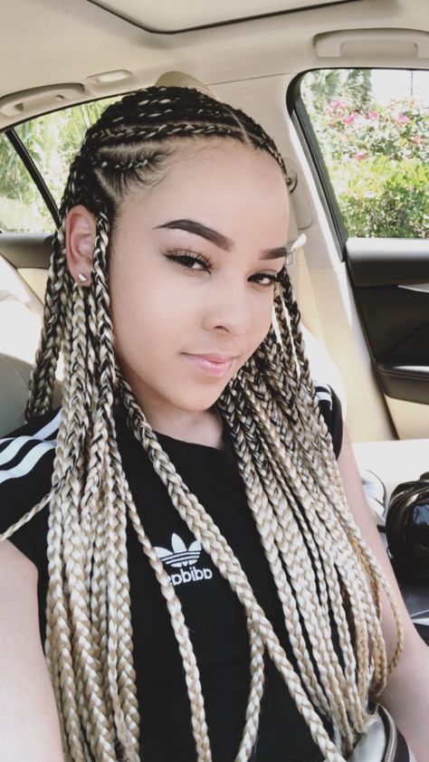 White Girl With Box Braids, Black And White Braids, White Girl Braids, Grey Hair Braids, Grey Blonde, Blonde Dreads, Blonde Braids, Hairdo For Long Hair, Braids Hairstyles Pictures