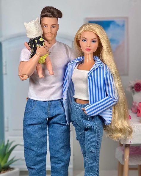 Barbie Andra photography 💕 (@andra_barbie_photography) • Fotky a videa na Instagramu Barbie And Ken Photoshoot, Barbie Family Aesthetic, Barbie Movie Ken Doll, Barbie Doll Couple, Barbie Doll Family Photos, Pusheen Shop, Barbie Kids, Custom Barbie, Barbie Family