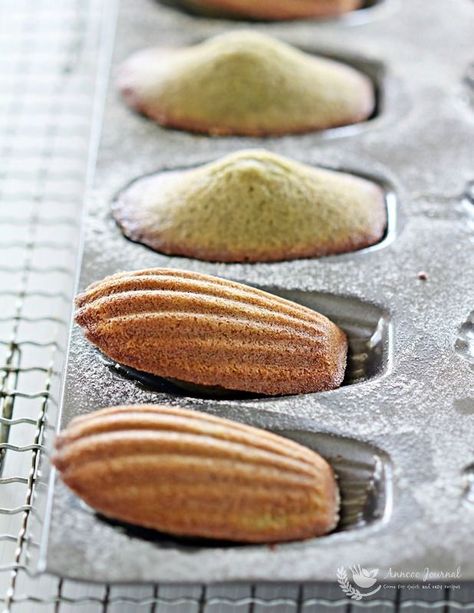 Matcha Madeleines Matcha Madeleines, Green Tea Recipes Desserts, Green Tea Dessert, Madeleine Cake, Madeline Cookies, Anna Olson, Cake Video, Fresh Baked Cookies, Traditional Cakes