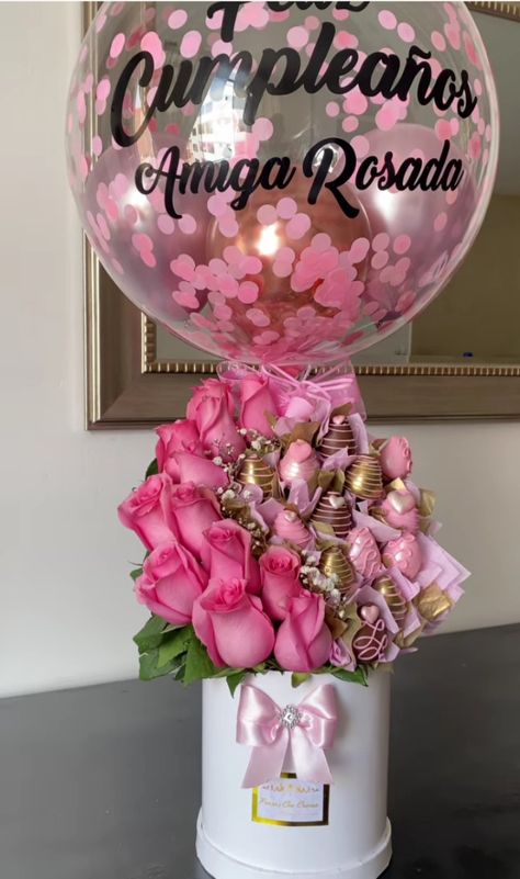 Birthday Arrangements Gift Ideas, Birthday Bouquet Ideas For Her, Floral Designs Arrangements, Balloon Bouquet Diy, Mothers Day Balloons, Flower Box Gift, Diy Valentines Decorations, Diy Balloon Decorations, Flower Gift Ideas