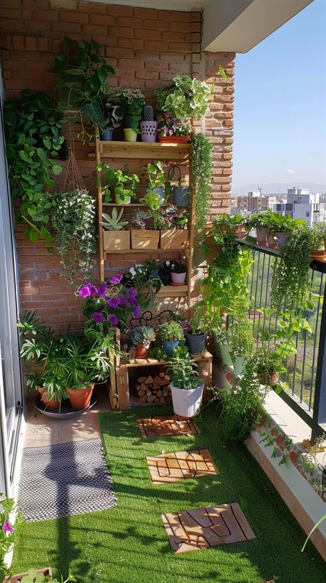 +100 Balcony Garden Ideas to Bloom Your Space - DecorWithEva Small Balcony Garden Apartment, Small Balcony Design Apartments, Balcony Plants Ideas, Tiny Balcony Garden, Balcony Ideas Garden, Balcony Garden Ideas Apartment, Small Apartment Patio Ideas, Apartment Garden Balcony, Small Balcony Garden Ideas