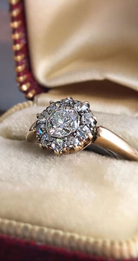 Victorian Wedding Rings, Flower Engagement Rings, Wedding Rings Antique, Cluster Engagement Rings, Olive Avenue Jewelry, Gorgeous Rings, Flower Engagement, Vintage Wedding Jewelry, Jewelry Girl