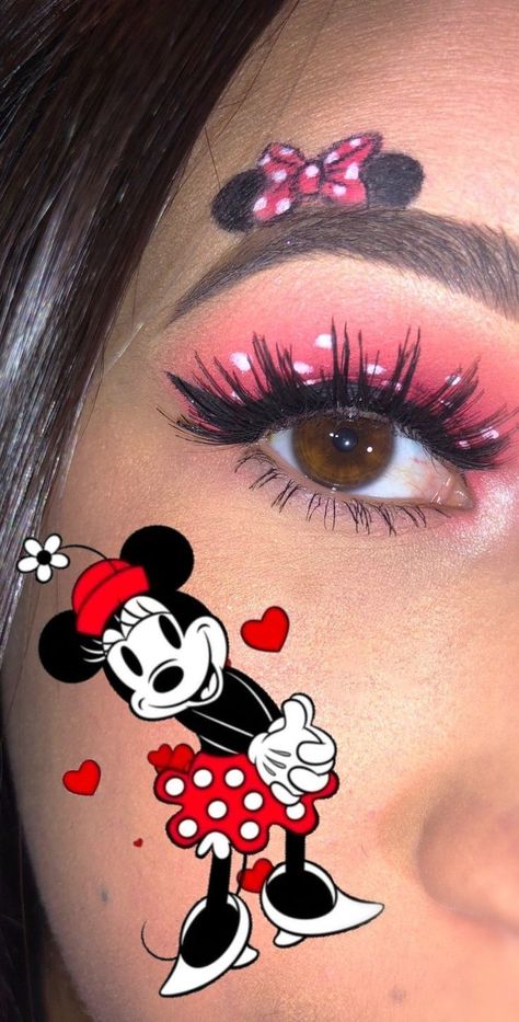 Mickey Mouse Eyeshadow, Easy Minnie Mouse Makeup, Minnie Mouse Eye Makeup, Disneyland Makeup Looks, Mickey Mouse Eye Makeup, Minnie Mouse Inspired Makeup, Easy Disney Makeup Looks, Minnie Maus Make Up, Mickey Mouse Makeup Looks