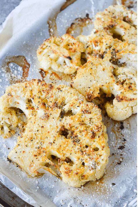 This Parmesan Cauliflower Steak is an amazing vegetarian meal to satisfy your taste buds and make your tummy smile! Cauliflower Steaks Recipes, Seared Salmon Recipes, Cauliflower Steak, Parmesan Cauliflower, Chimichurri Recipe, Cauliflower Steaks, Vegetarian Meal, Skirt Steak, Low Carb Chicken