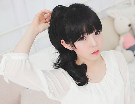 Curly ponytail #hairstyle #bangs Hime Cut Ponytail, Hairstyle Bangs, Hime Cut, Ulzzang Hair, Curly Hair Ponytail, Short Hair Back, Ponytail Hairstyle, Curly Ponytail, Ponytail Extension