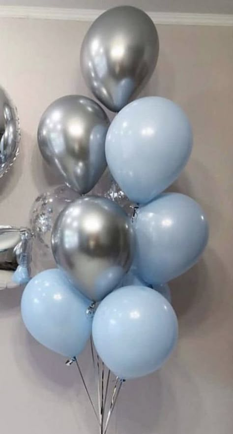 Star Girl Birthday, Blue And Silver Balloons, Blue And Silver Birthday, 21st Birthday Party Decor, Bday Vibes, Silver Party Decorations, 22nd Bday, Bday Dinner, Balloons Ideas