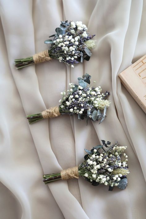 Bouquet For Sage Wedding, Sage Wedding Bouquet Brides, Sage And Pine Green Wedding, Sage Green And Burlap Wedding, Sage Green And Gray Wedding Theme, Simply Wedding Bouquets, Sage Green Vintage Wedding, Inexpensive Wedding Bouquet, Sage Green And Blue Wedding Flowers