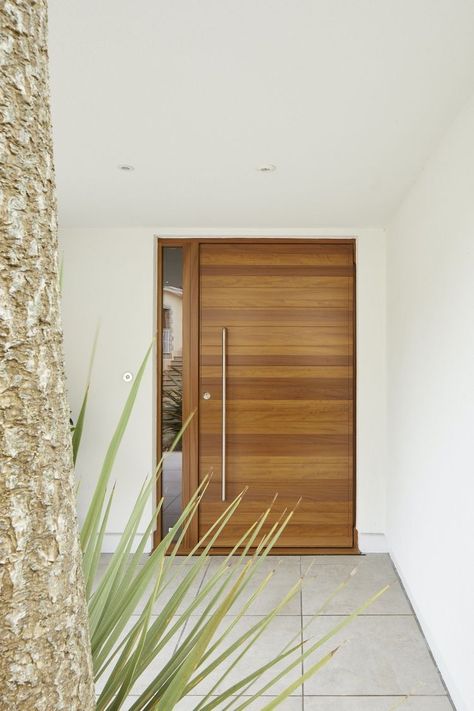 Modern Entrance Door, Modern Exterior Doors, Eksterior Modern, Main Entrance Door Design, Contemporary Front Doors, Main Entrance Door, Door Picture, Modern Entrance, Modern Front Door