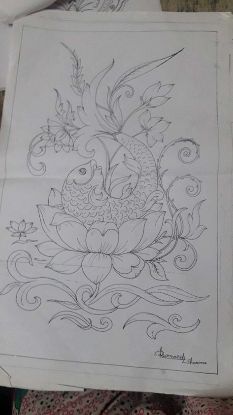 Mural Pencil Drawing, Lotus Border Design, Kerala Mural Painting, Flower Drawing Design, Beautiful Tattoo, Flower Art Drawing, Cool Pencil Drawings, Tanjore Painting, Pola Sulam