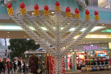 Dm Ideas, Hanukkah Menorah, Balloon Sculptures, Religious Symbols, Creative Event, Colourful Balloons, Balloon Art, Menorah, Torah