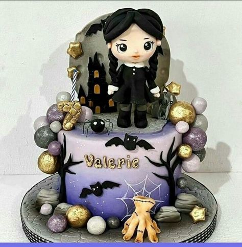 31 Wednesday Addams Cake Ideas to Get Your Goth On Wednesday Addams Cake Ideas, Wednesday Addams Cake, Bolo Buttercream, Wednesday Cake, Llama Cake, Black And Gold Cake, Dance Cakes, 6th Birthday Cakes, Visual Gallery