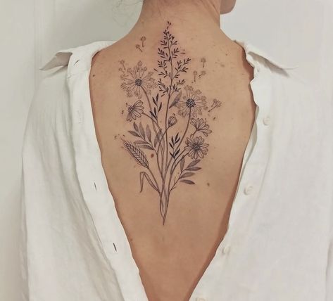 Bicep Sleeve Women, Off Center Back Tattoos Women, Flower Shoulder Sleeve Tattoo, Forest Half Sleeve Tattoo Women, Violet Sleeve Tattoo, Wildflower Tattoo On Spine, Wildflower Tattoo Spine, Wild Flower Back Tattoo, Wildflower Tattoo Back