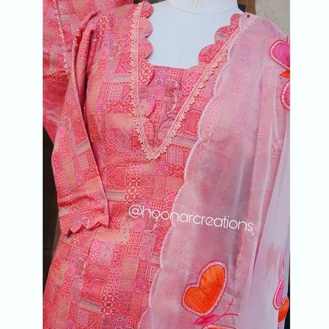 Punjabi Sute Neck Design, Punjabi Suits Neck Design Patterns, Cotton Chudidhar Designs For Stitching, Punjabi Suit Neck Designs Neckline, Sute Salwar Design Neck, Punjabi Suits Neck Design, Punjabi Neck Design, Plane Suit Designs With Lace, Chudidhar Designs For Stitching