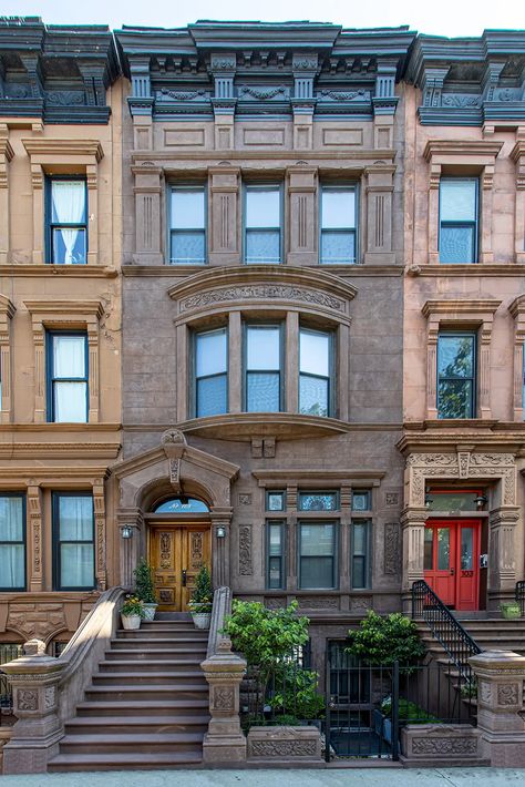 $5.75M brownstone in historic Harlem has a secret garden | 6sqft Brownstone House, New York Brownstone, Parlor Floor, Apartment Exterior, Large Hallway, Brooklyn Brownstone, A Secret Garden, Garden Levels, Bow Window