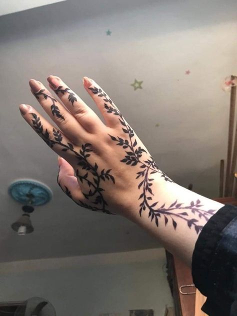 Achient Egyptian Henna Egyptian Henna, Tattoo Mehndi, Egyptian Wedding, Henna Ideas, Wedding Henna, Henna Mehndi, Egyptian Gods, Henna Tattoo, Ancient Egyptian