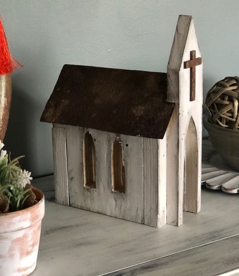 Wooden Churches Decoration, Diy Wooden Houses Christmas, Wooden Churches Craft Diy, Wood Church Craft, Wooden Church Diy, Wooden Churches Craft, Wood Churches Diy, Wood Projects Garden, Garden Wood Projects